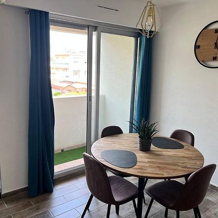 Grand Studio Proche Plage 昂蒂布 外观 照片